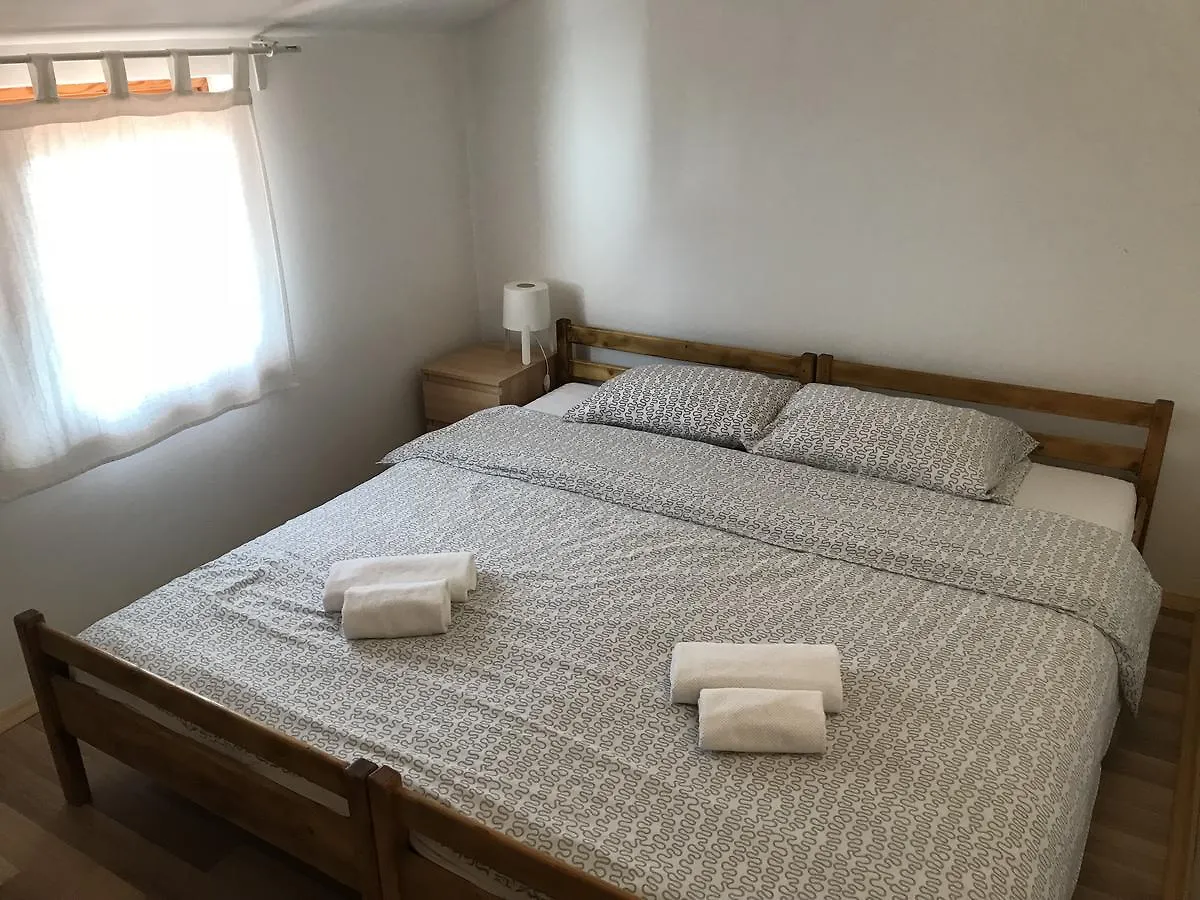 Apartments Michelle ウマグ クロアチア